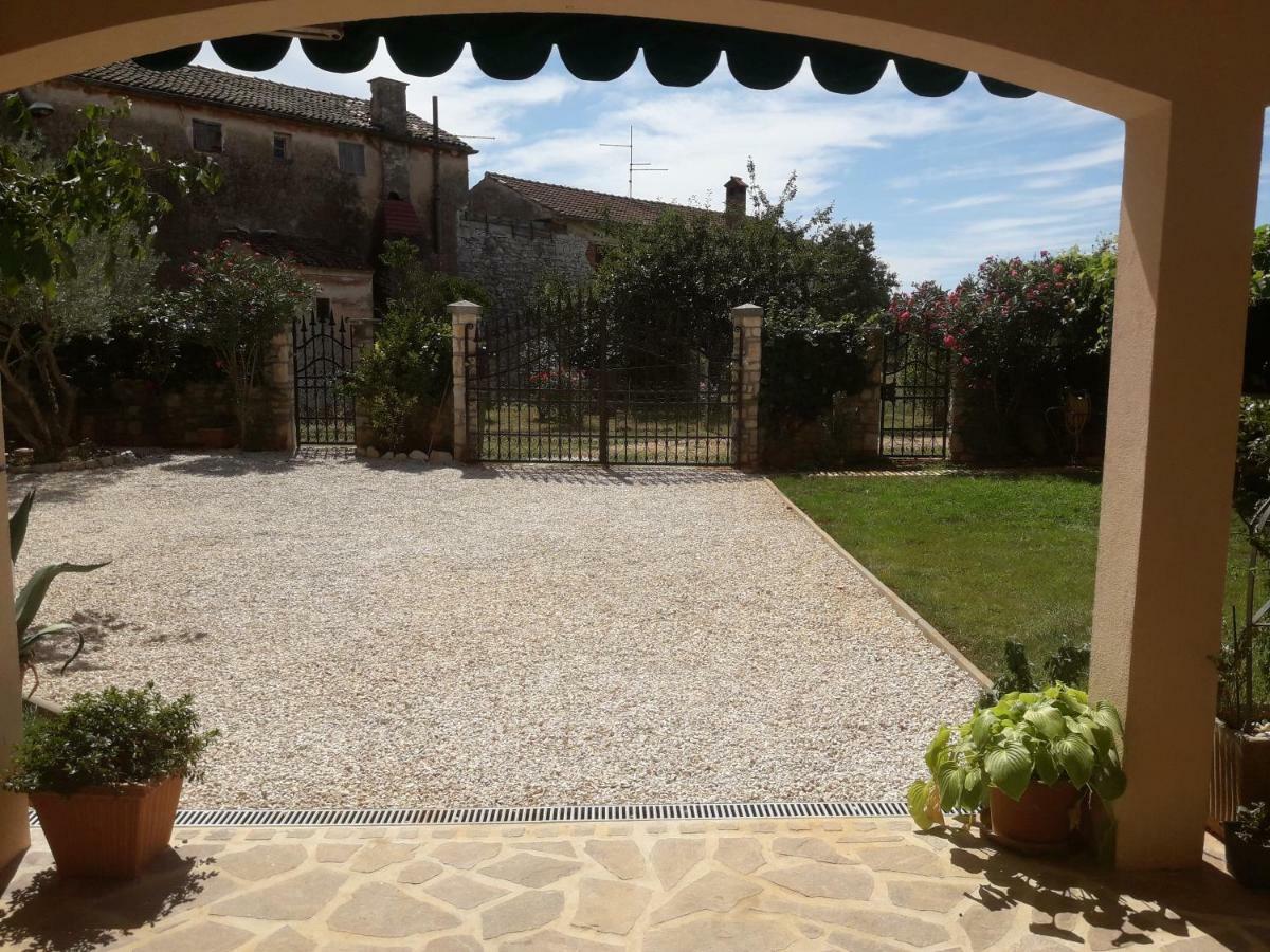 Villa Kortina Bašanija Extérieur photo